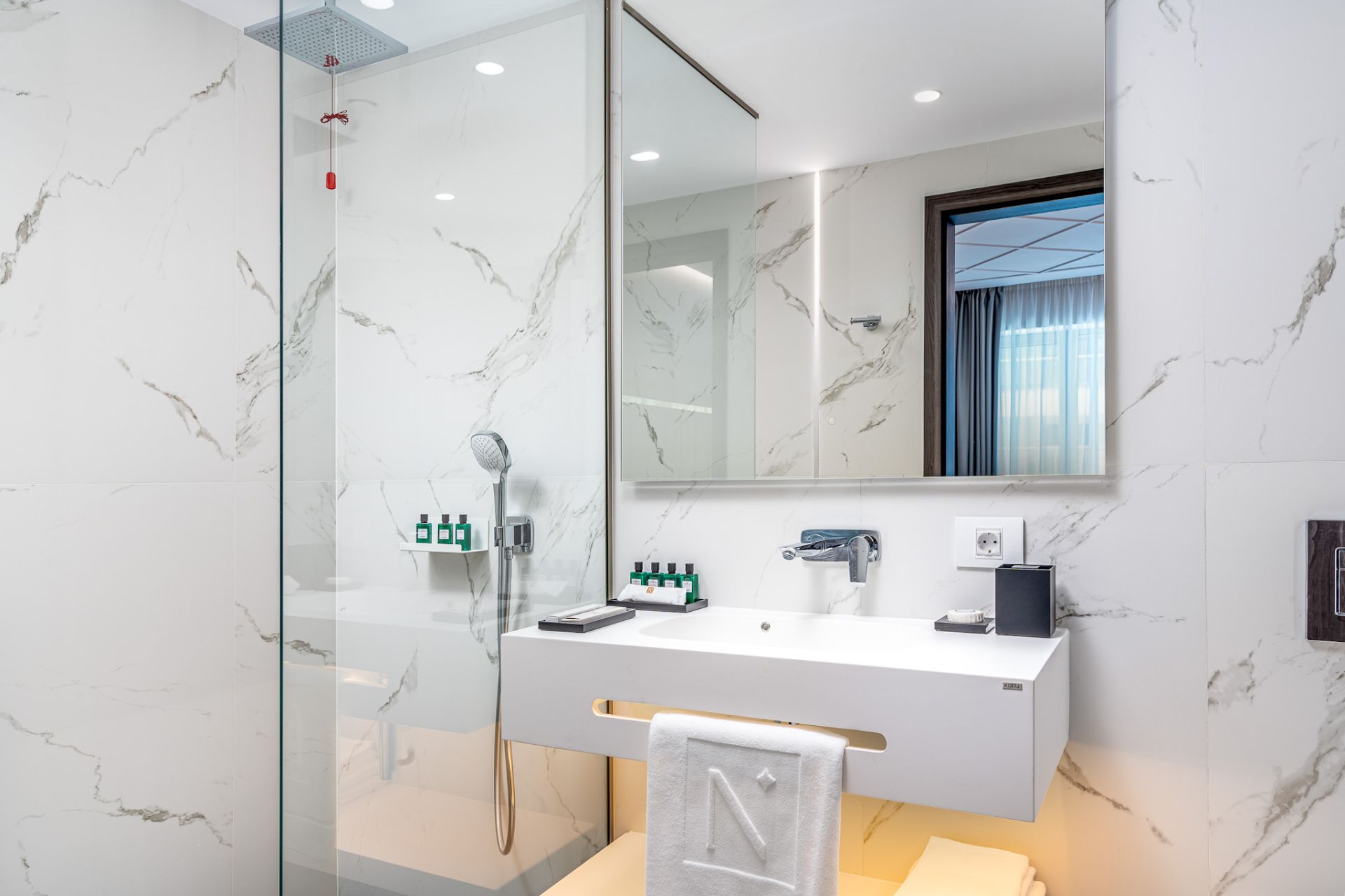 nordis_hotelroom-01.jpg